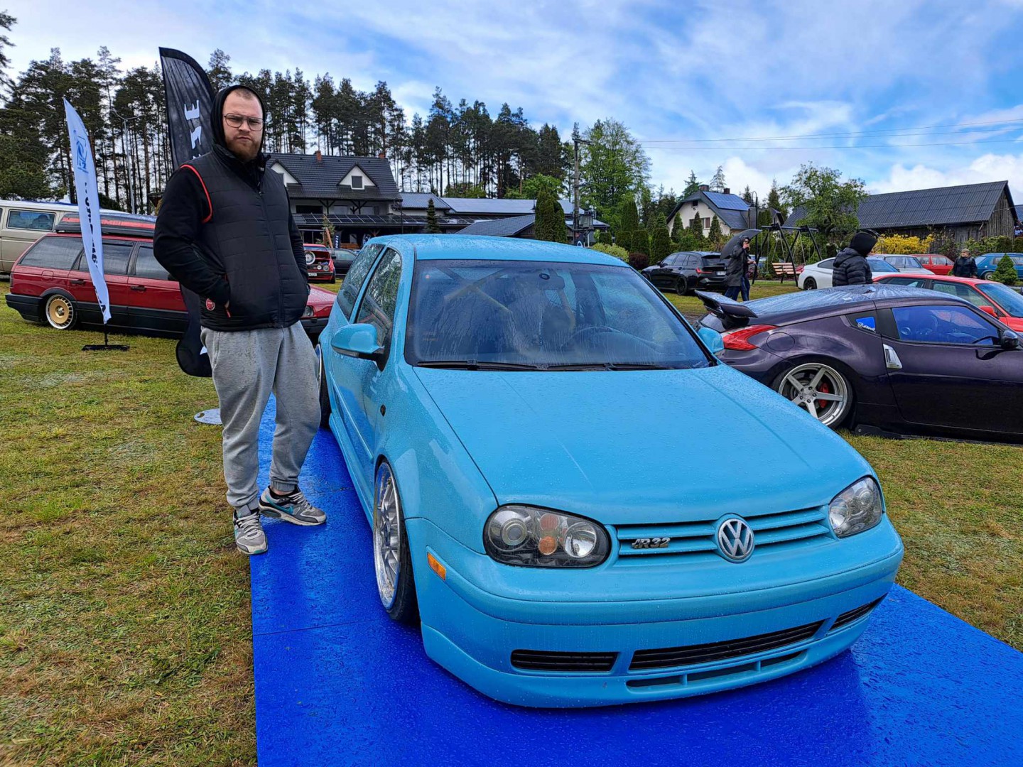 Weekend na zlocie. Trwa impreza motoryzacyjna Betowszci Chillout w Borzyszkowach w gminie Lipnica (FOTO, RELACJA)