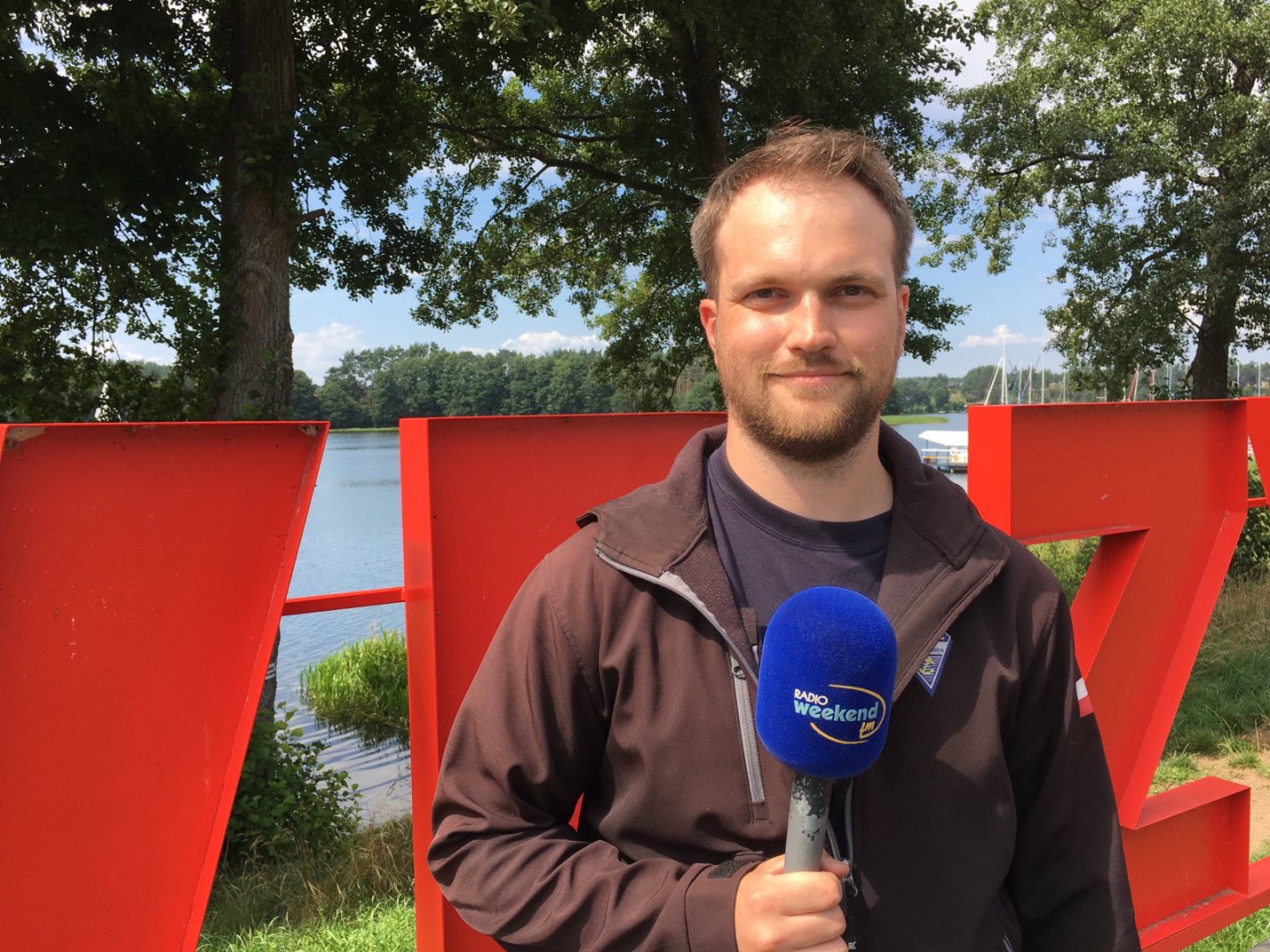 Weekend we Wdzydzach. Mobilne studio Weekend FM gościło nad kompleksem jezior wdzydzkich (FOTO, ROZMOWY)