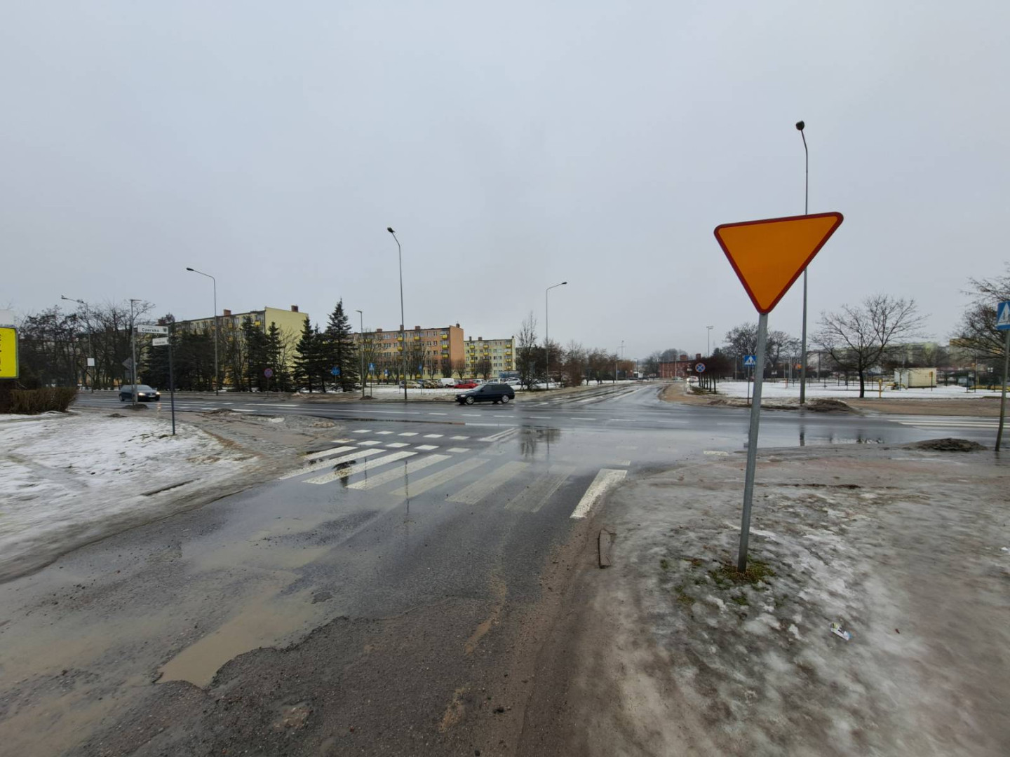 Trwają rozmowy w sprawie skrzyżowania ulic Kościerska-Bałtycka-Czerska w Chojnicach. Burmistrz chce podziału kosztów budowy